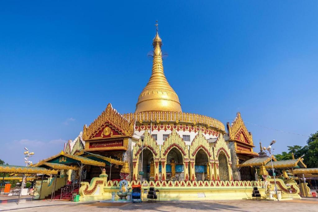 Hotel Lexus Yangon Exteriör bild