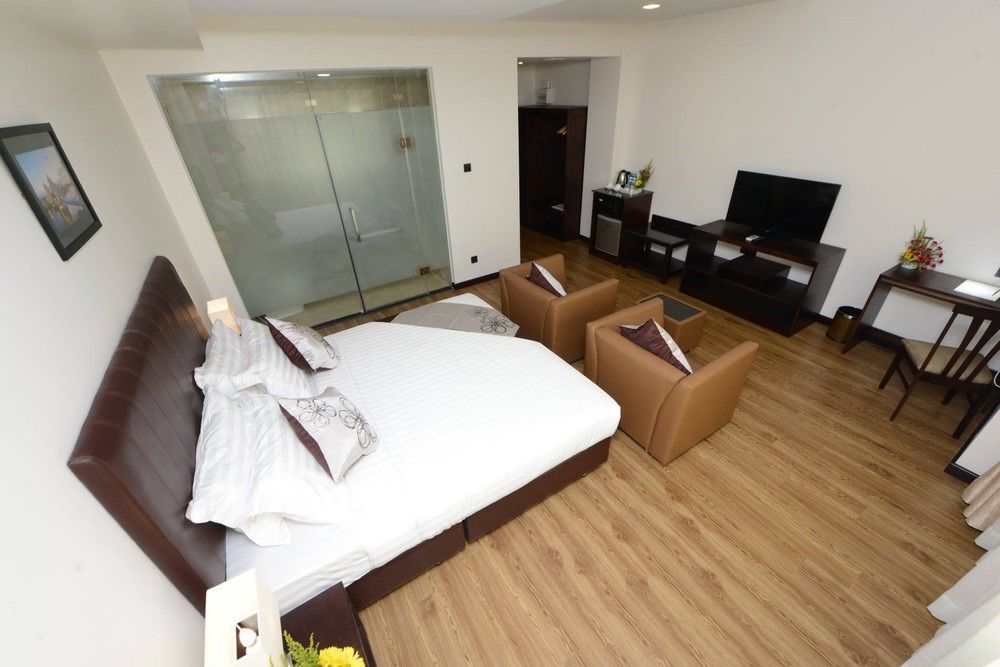 Hotel Lexus Yangon Exteriör bild